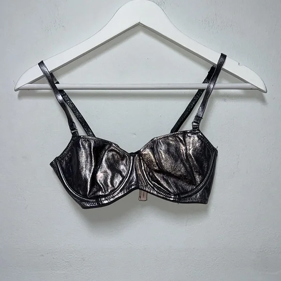 VICTORIA SECRET DREAM ANGEL SILVER LEATHER BRA SIZE 34C - Picture 2 of 6